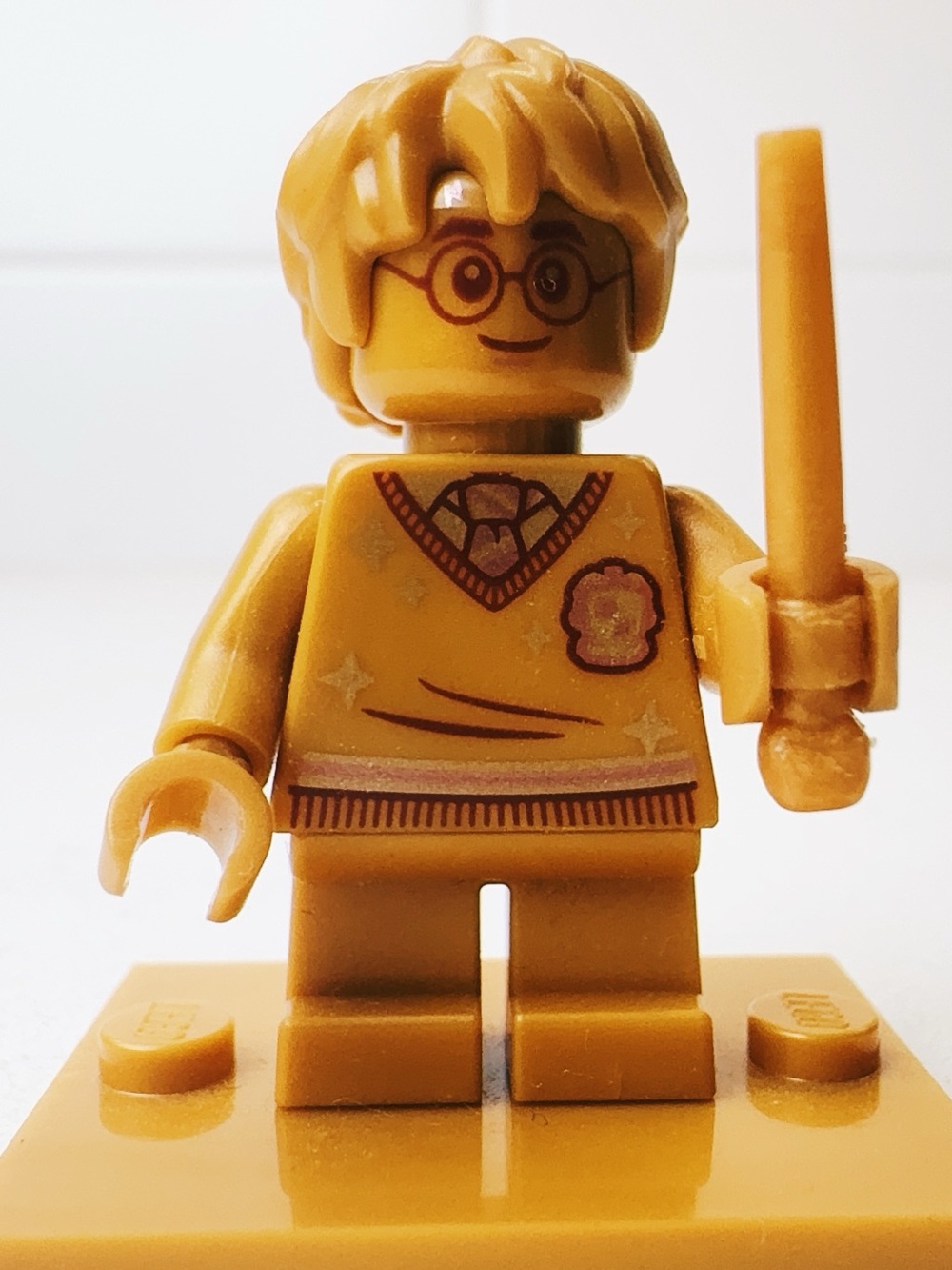 LEGO Minifig -  Harry Potter 20th Anniversary Pearl Gold - hp284